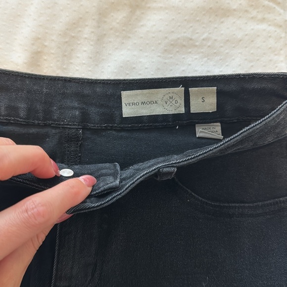 Jean Pencil Skirt - Picture 3 of 3